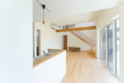 室内すべり台のある住まい