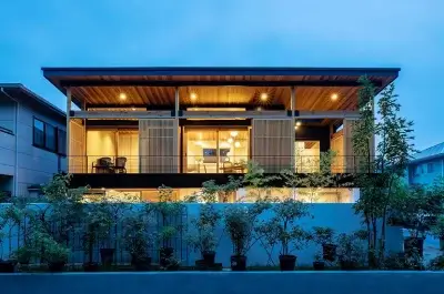 美しき和のデザインと上質な素材感が織りなす非日常。気品あふれる優美な邸宅